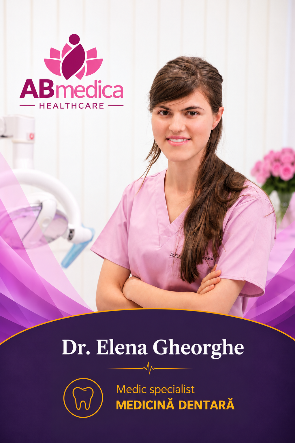 Dr. Elena Gheorghe, medic specialist în medicină dentară la Clinica AB Medica din Pitești, fotografiată într-un cabinet stomatologic.